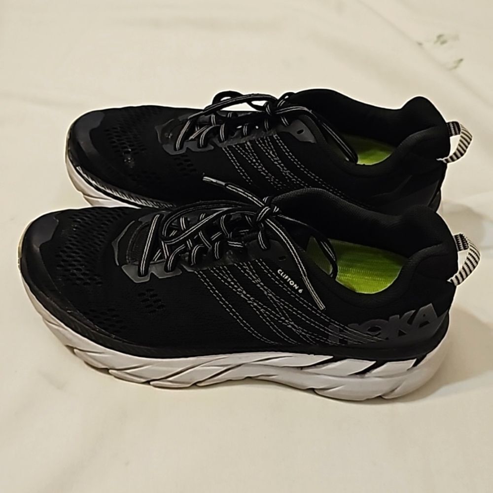 ‎Hoka One One Clifton 8